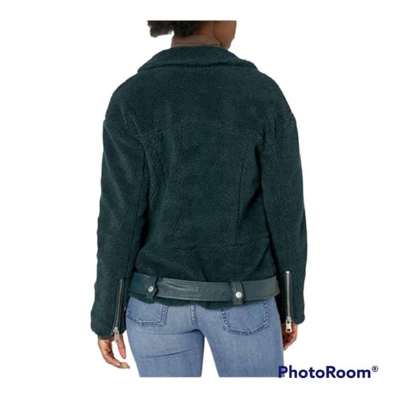 Levi's Women's Sherpa Oversized Belted Motorcycle Jacket in Tea Women's Size S - Picture 2 of 15